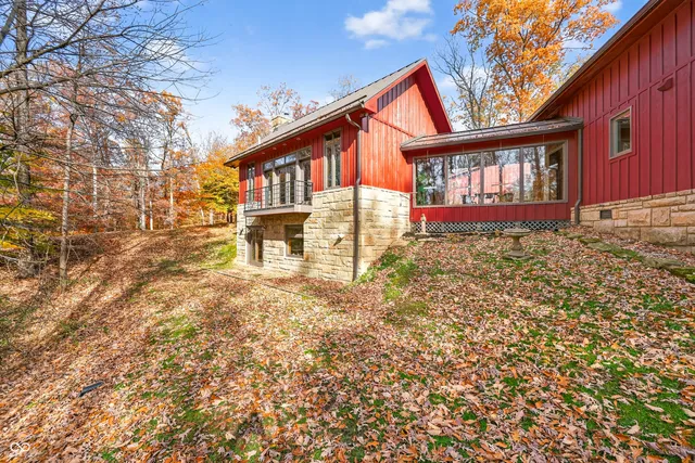 $895,000 | 8650 Mt Nebo Road, Freetown, IN 47235