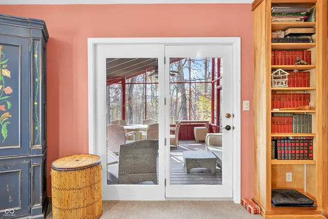 $895,000 | 8650 Mt Nebo Road, Freetown, IN 47235