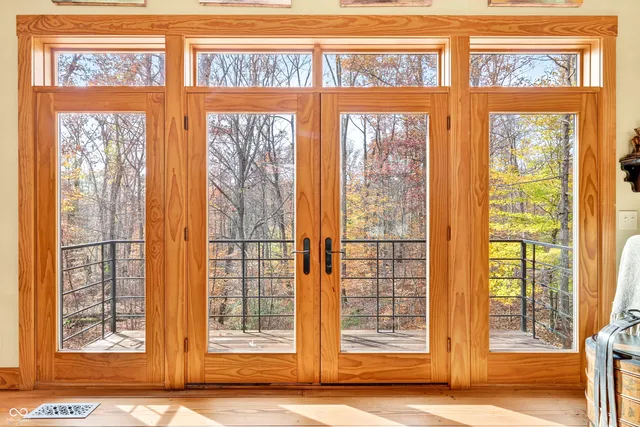 $895,000 | 8650 Mt Nebo Road, Freetown, IN 47235