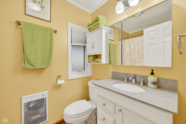 $895,000 | 8650 Mt Nebo Road, Freetown, IN 47235