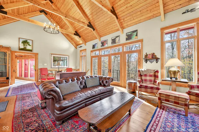 $895,000 | 8650 Mt Nebo Road, Freetown, IN 47235