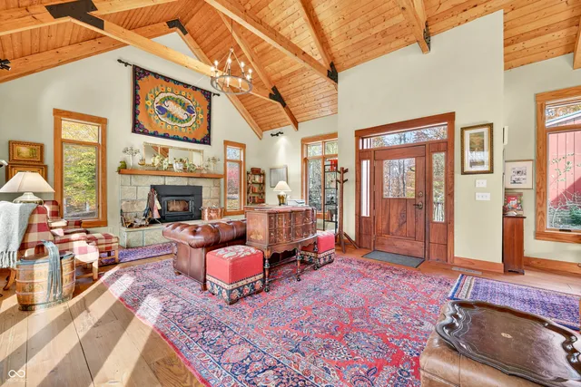 $895,000 | 8650 Mt Nebo Road, Freetown, IN 47235