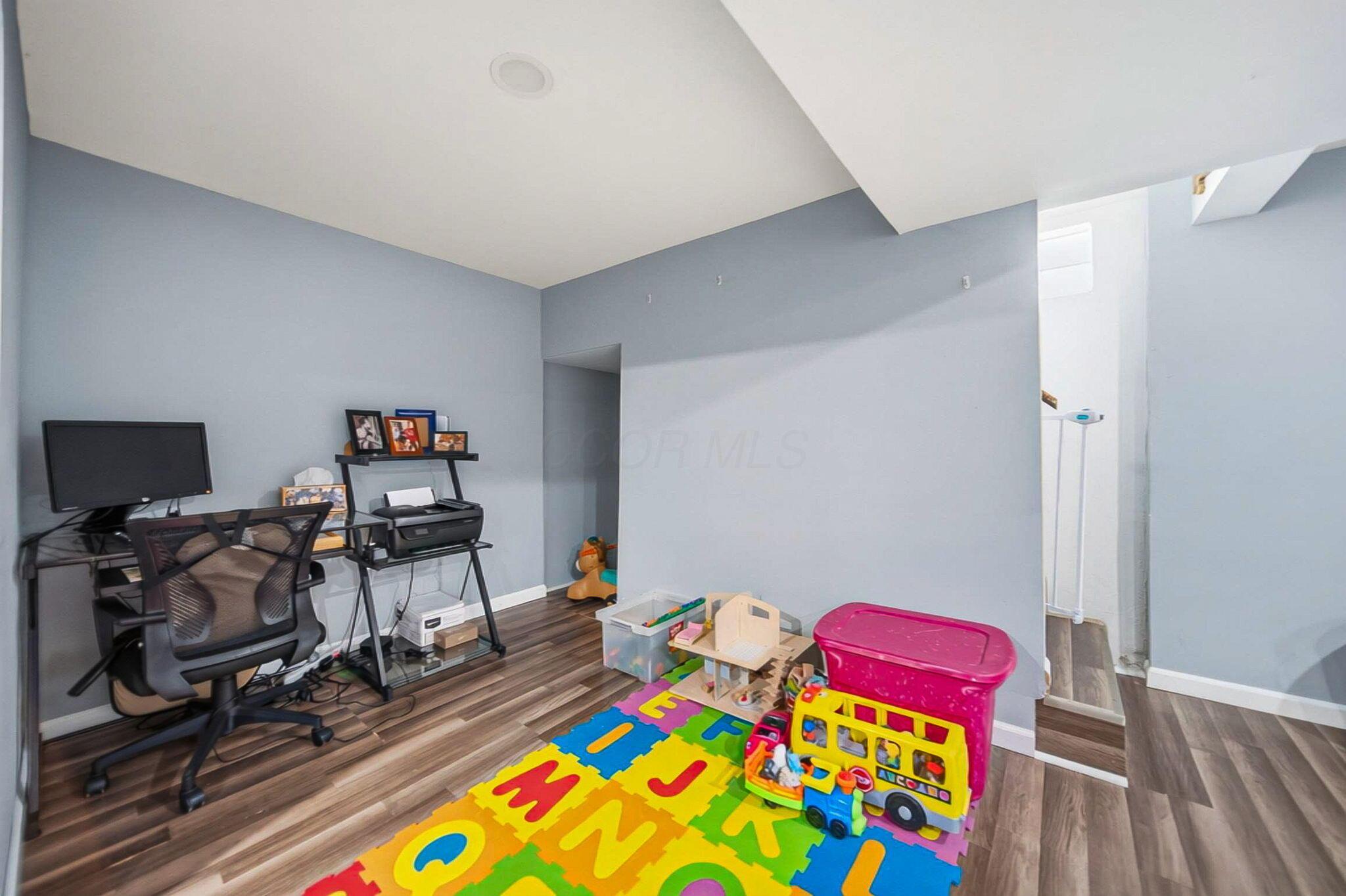 445 North Stygler Road Columbus, OH 43230 - Photo 33 of 38 42-web-or-mls-E.K.- 445 N Stygler Rd, Co