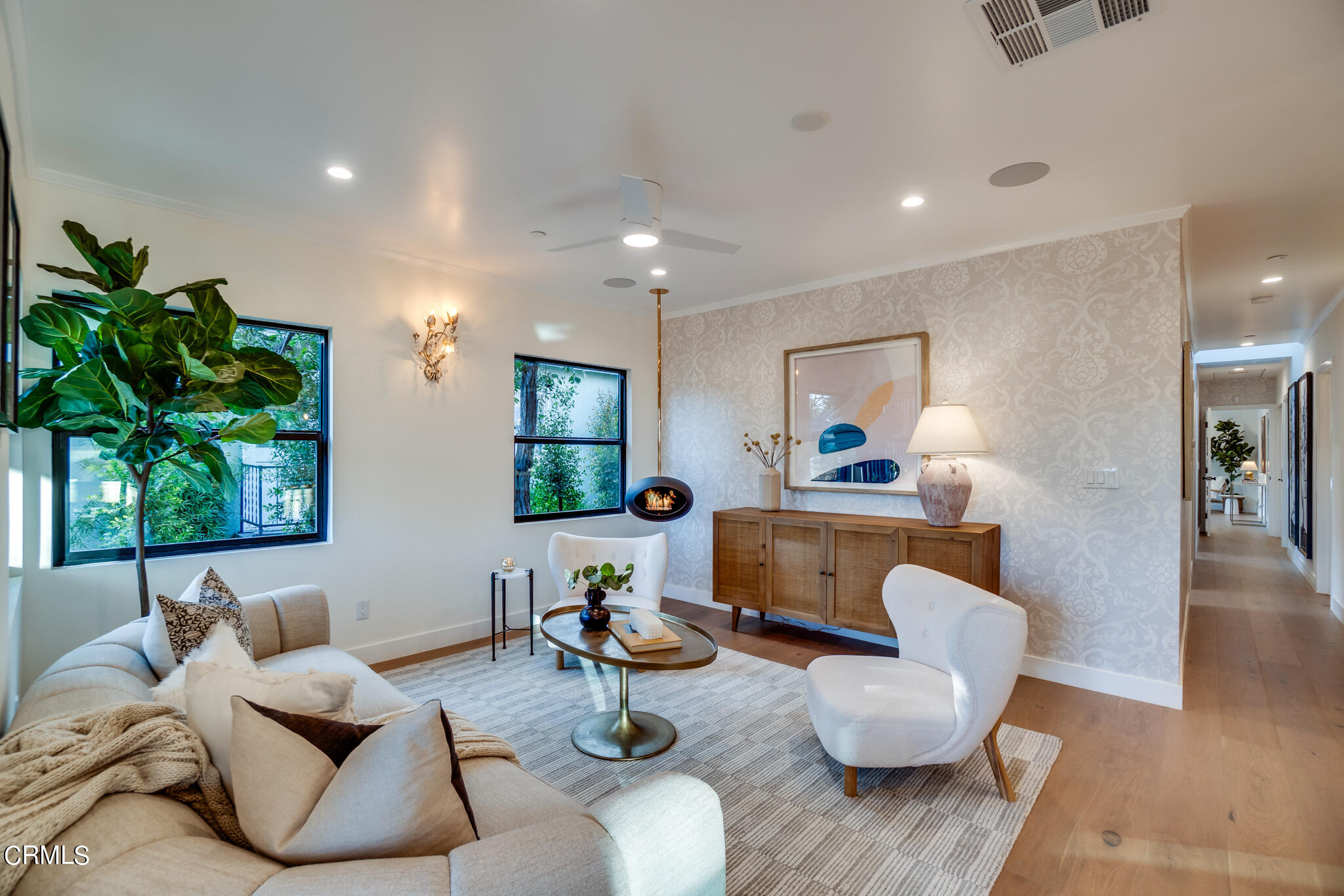 2425 Cooley Place Pasadena, CA 91104 - Photo 23 of 74 a living room with furniture and a potted plant