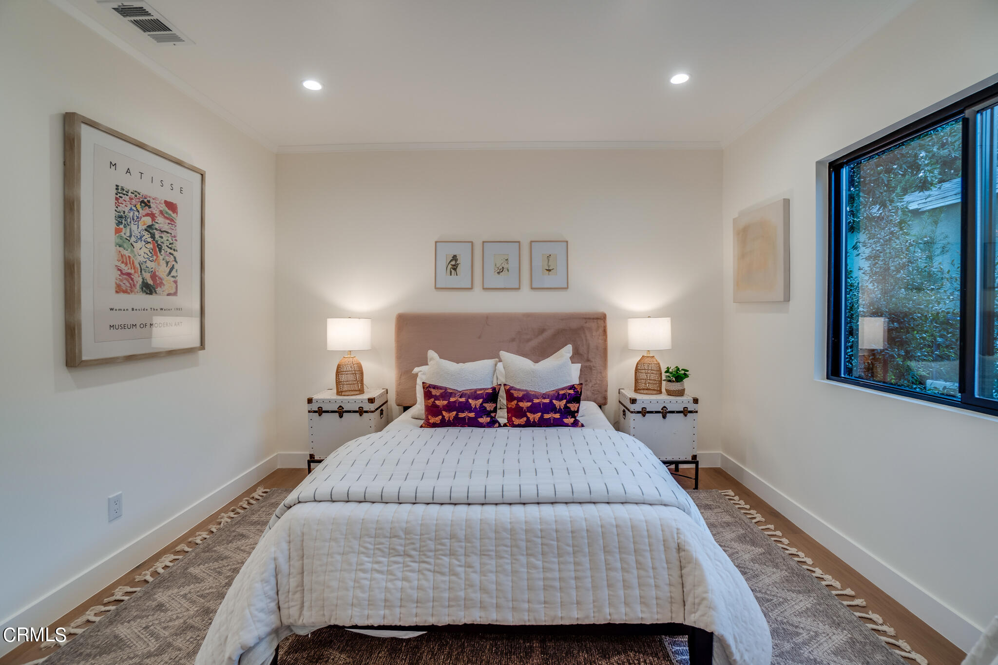 2425 Cooley Place Pasadena, CA 91104 - Photo 29 of 74 a bedroom with a bed and window