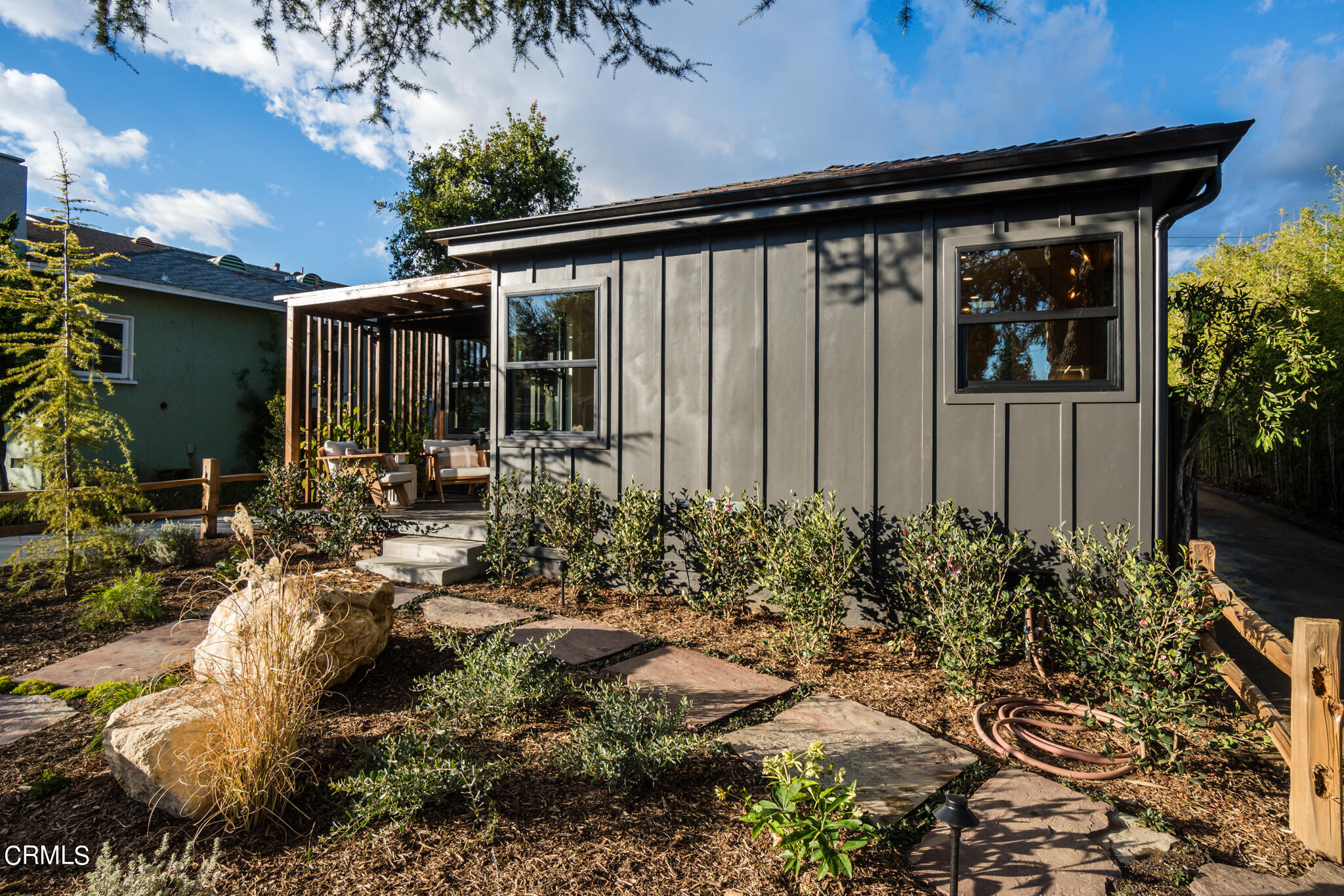 2425 Cooley Place Pasadena, CA 91104 - Photo 3 of 74 DSC07723