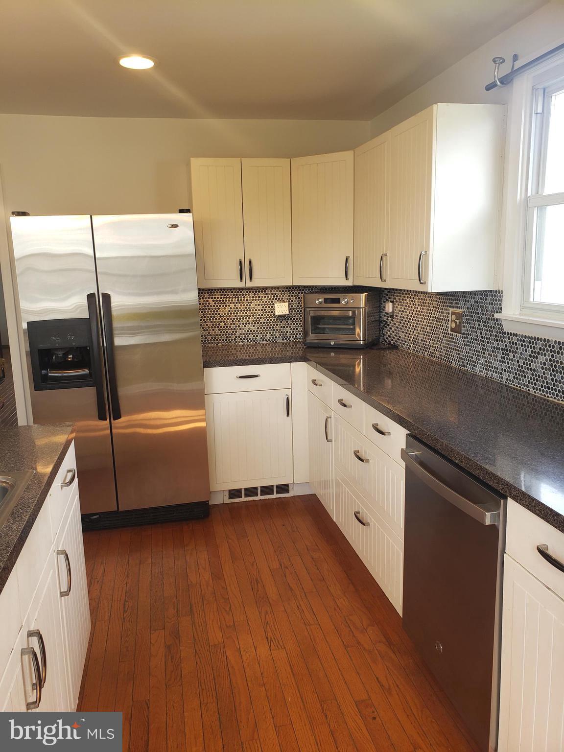 1104 Providence Road Secane, PA 19018 - Photo 30 of 69