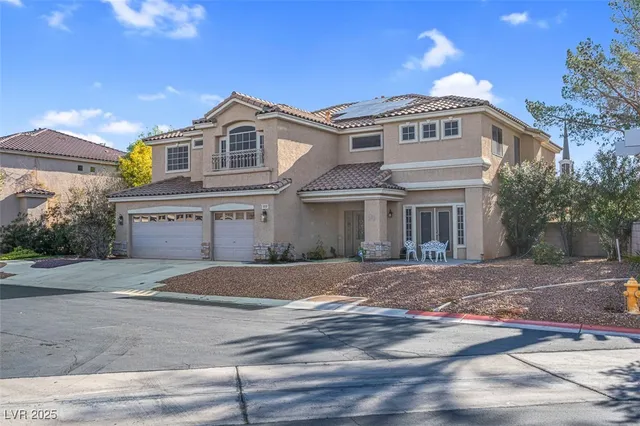 $824,000 | 6659 Weather View Drive, Las Vegas, NV 89110