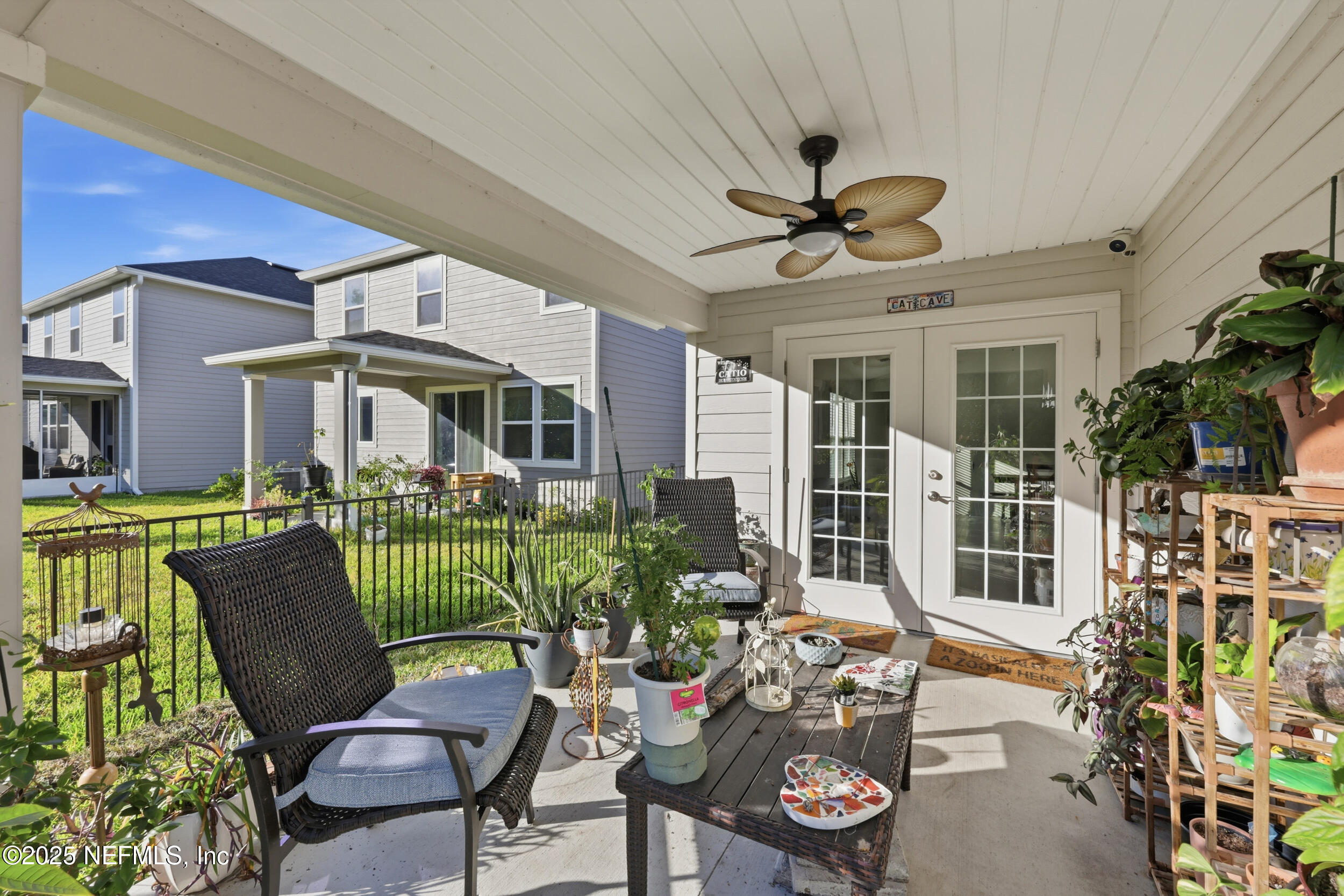 335 Boulder Lane St. Johns, FL 32259 - Photo 20 of 32 a view of a patio with furniture