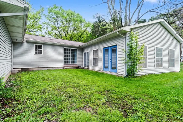 $335,000 | 8232 Gull Manor, Richland, MI 49083
