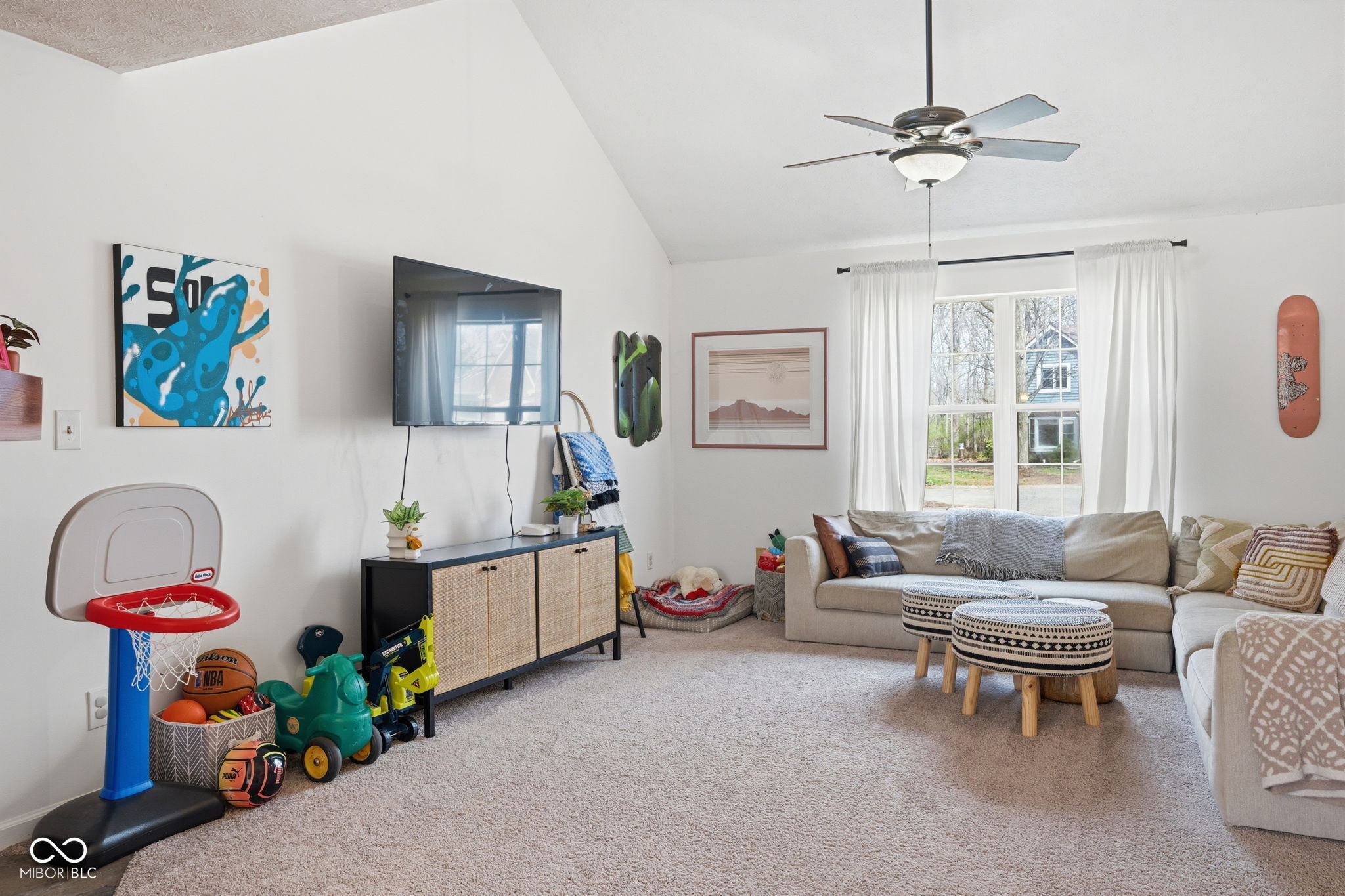 9020 Split Tree Court Indianapolis, IN 46256 - Photo 4 of 18
