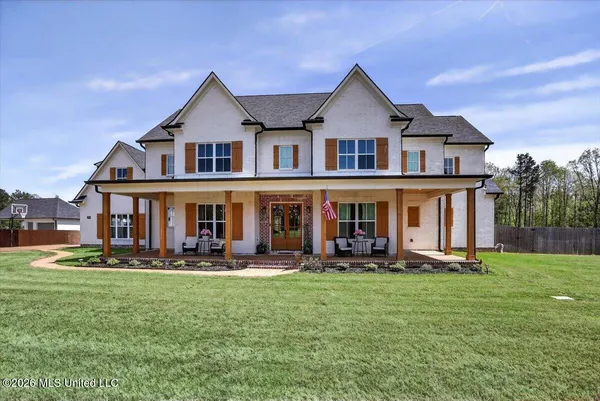 $869,900 | 326 Fairview Trail, Byhalia, MS 38611