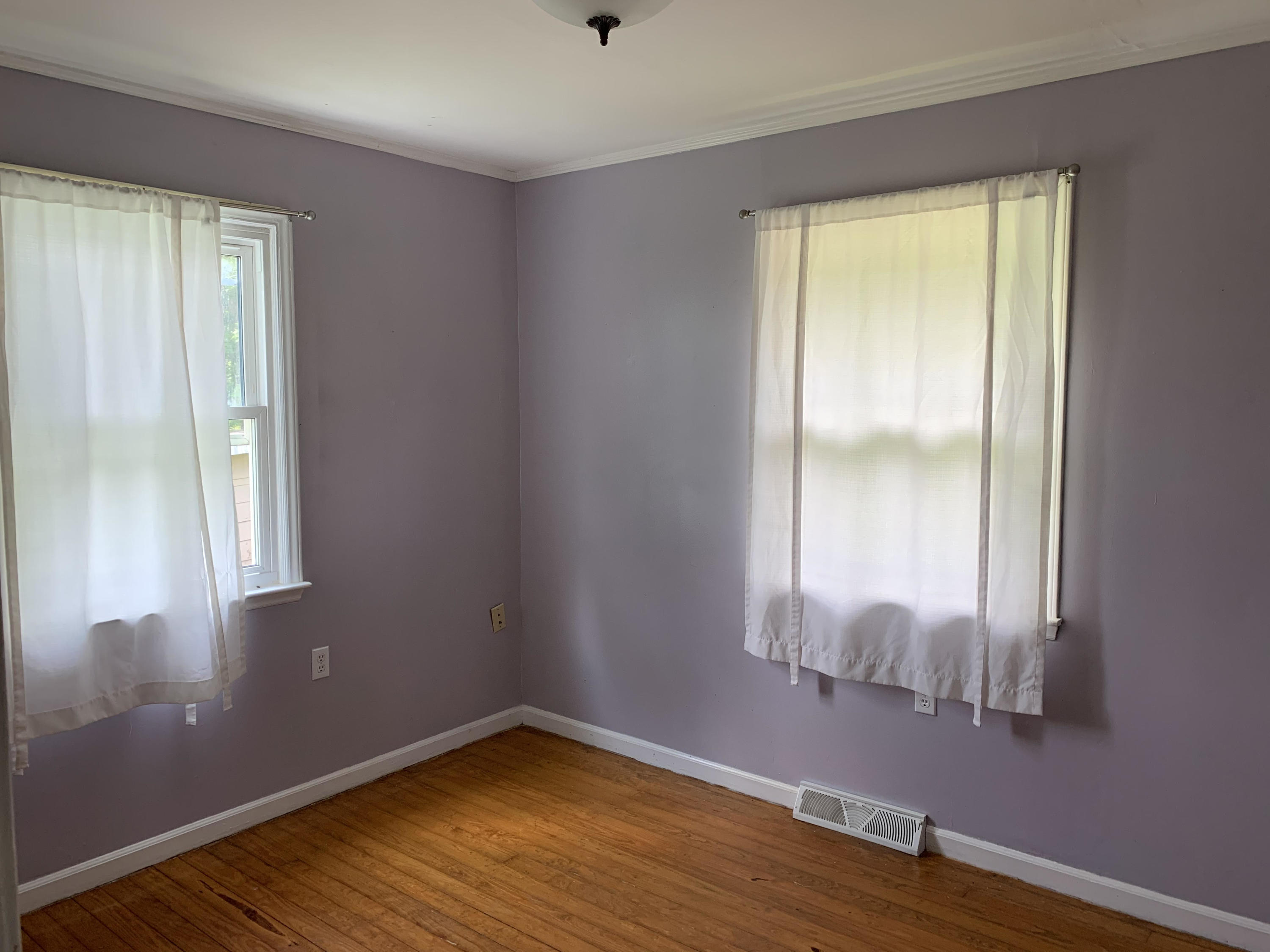 5370 Botetourt Bedroom