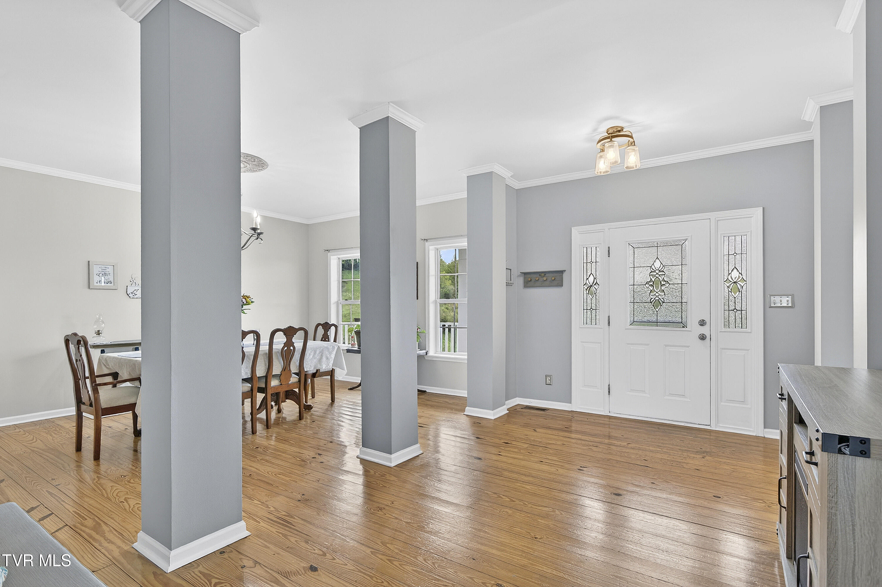 13129 Northridge Road Abingdon, VA 24210 - Photo 7 of 89 Foyer