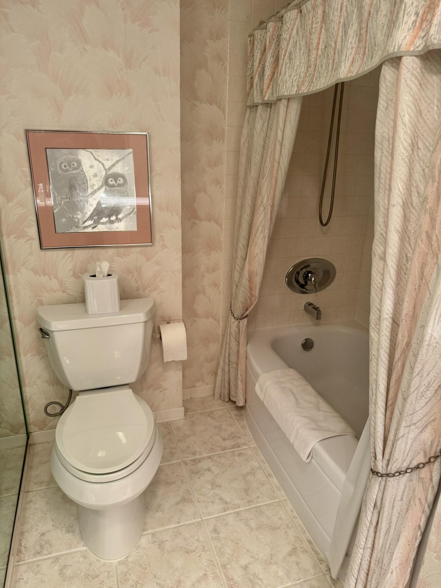 799 Jeffery Street, Unit 4100 Boca Raton, FL 33487 - Photo 19 of 43 Primary Bath Pic 2