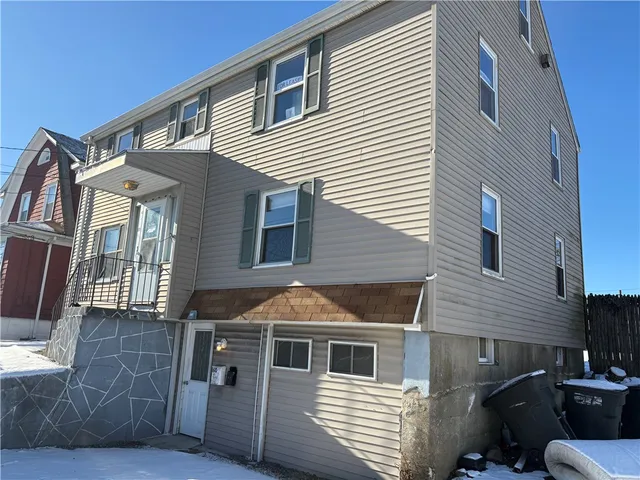 $2,400 | 610 Killingly Street, Unit 2, Johnston, RI 02919