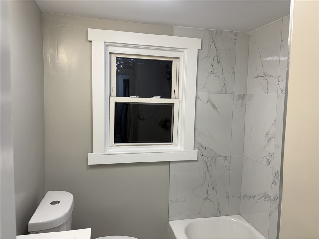 610 Killingly Street, Unit 2 Johnston, RI 02919 - Photo 16 of 25