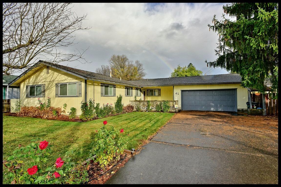 41 Comice Way Eagle Point, OR 97524 - Photo 2 of 24 Additional Photo
