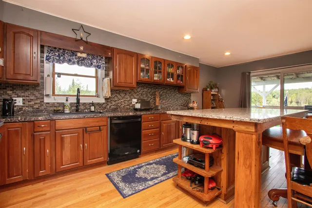 $450,000 | 902 Highway 16, Hardwick, VT 05836