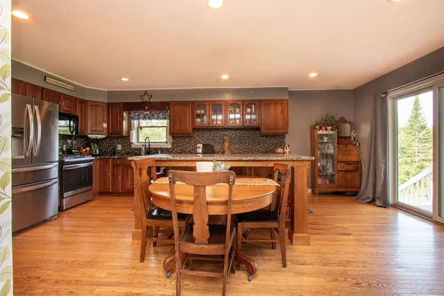 $450,000 | 902 Highway 16, Hardwick, VT 05836