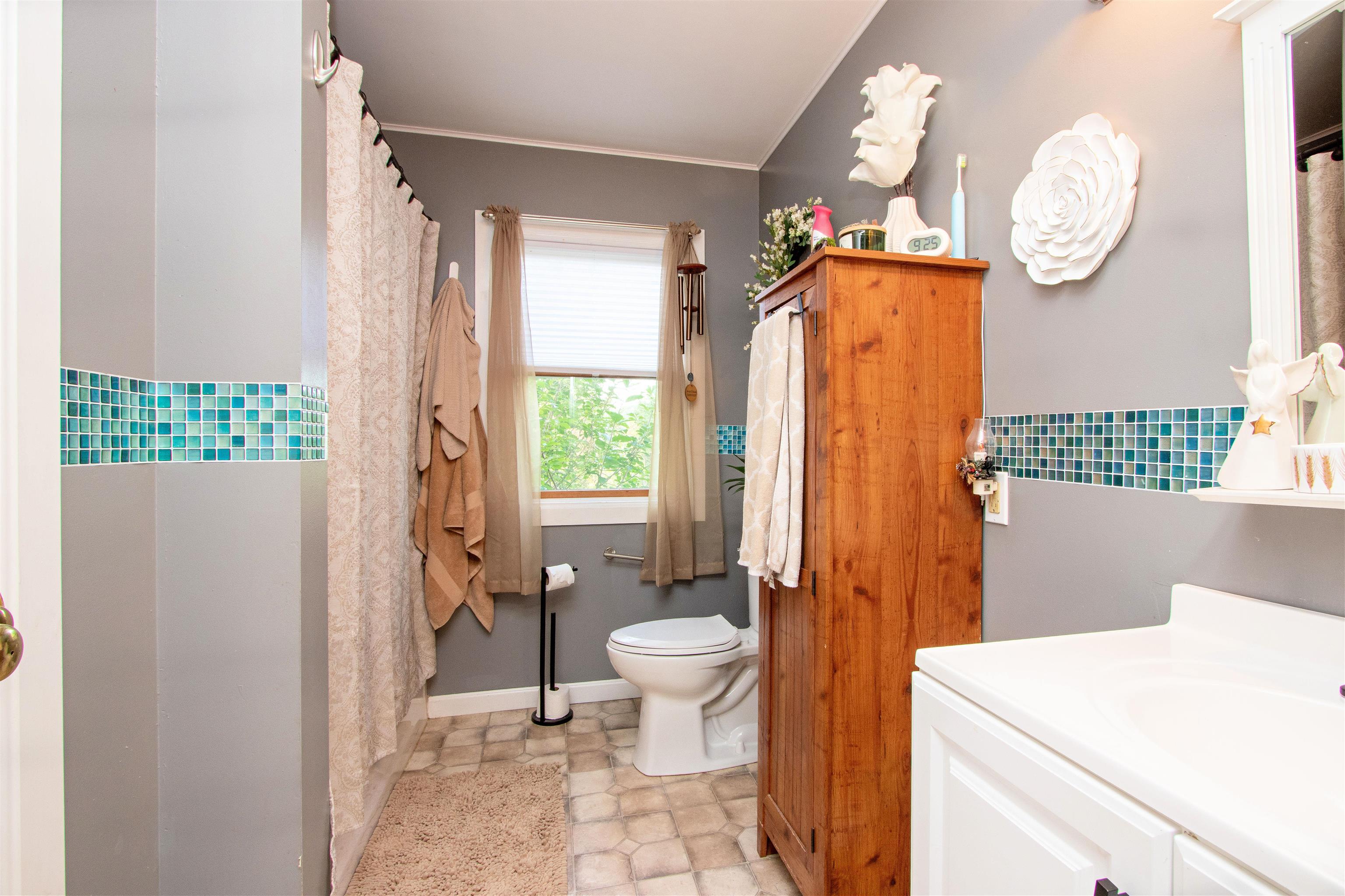 902 Highway 16 Hardwick, VT 05836 - Photo 26 of 53