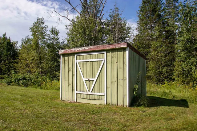 $450,000 | 902 Highway 16, Hardwick, VT 05836