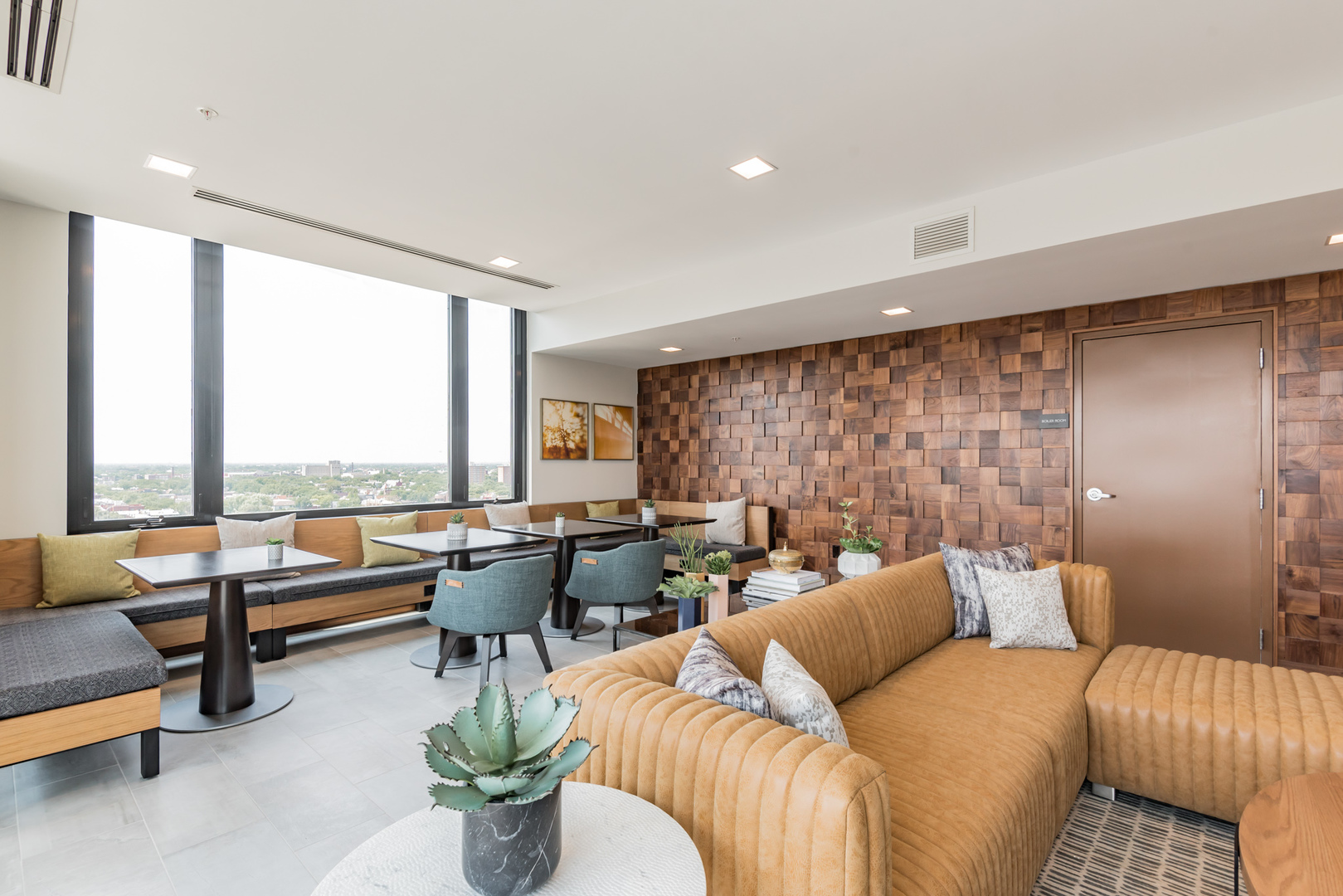 1640 West Division Street, Unit 1301 Chicago, IL 60622 - Photo 23 of 30