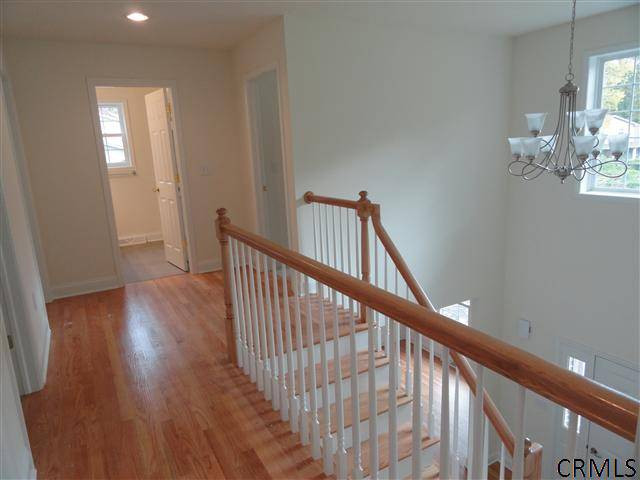 34 Pinewood Road Guilderland, NY 12084 - Photo 12 of 15 Photo 12