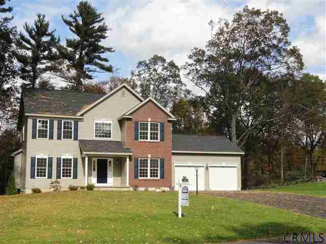 34 Pinewood Road Guilderland, NY 12084 - Photo 14 of 15 Photo 14