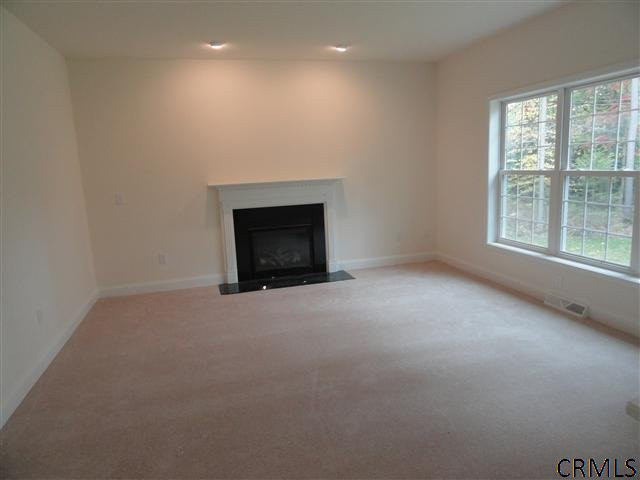 34 Pinewood Road Guilderland, NY 12084 - Photo 7 of 15 Photo 7
