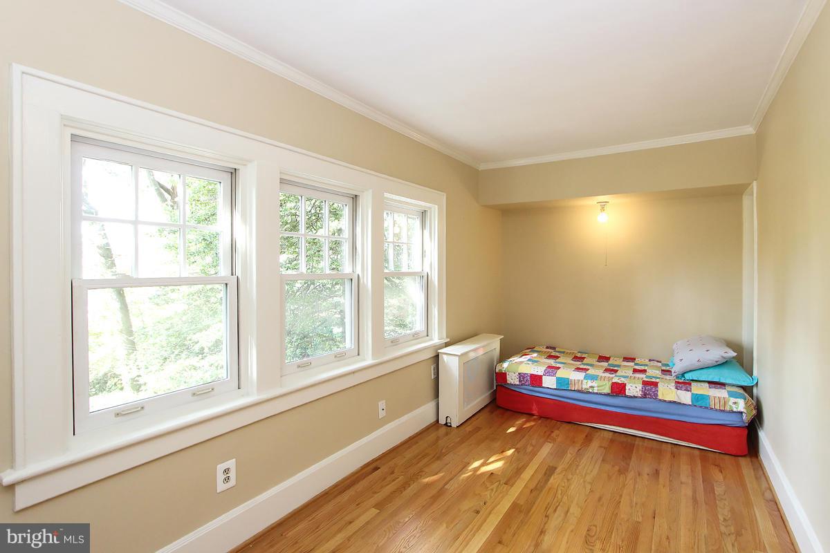 7313 Blair Road Northwest Washington, DC 20012 - Photo 18 of 30 Bedroom