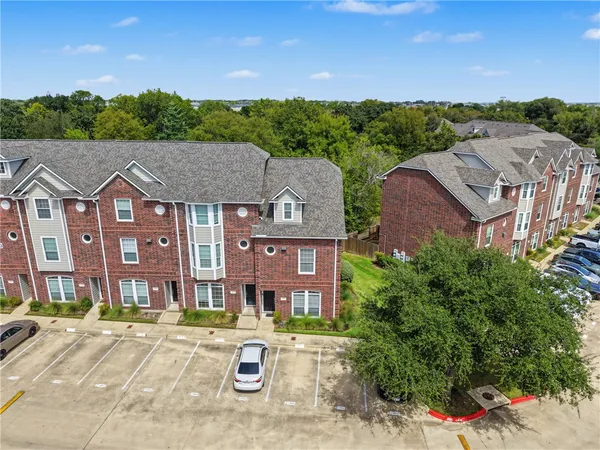 $285,000 | 305 Holleman Drive East, Unit 1307, College Station, TX 77840