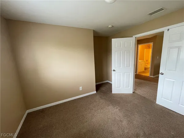 $1,295 | 2519 Park Road, Lehigh Acres, FL 33971