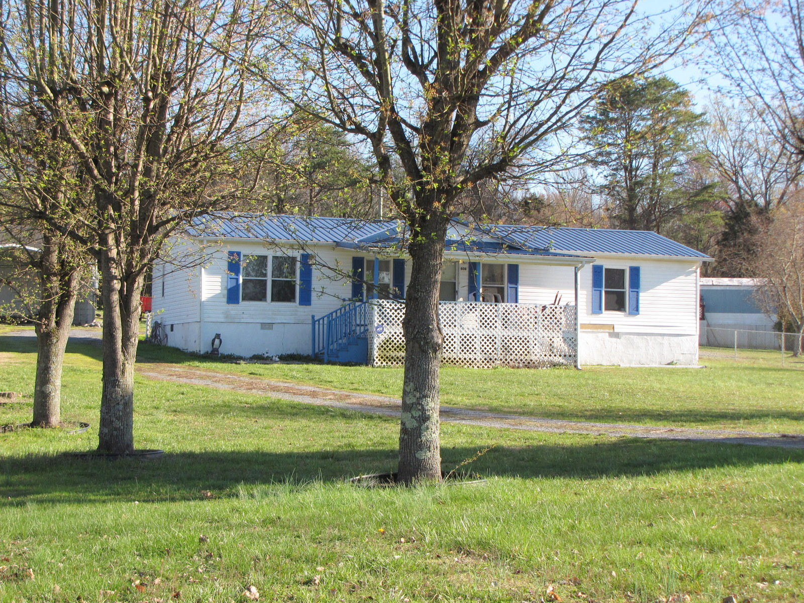 606 Old Slag Road Vonore, TN 37885 - Photo 3 of 35 03-IMG_0799