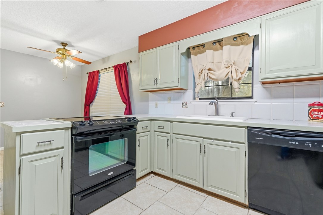 505 Old Mission Road Brunswick, GA 31525 - Photo 11 of 35