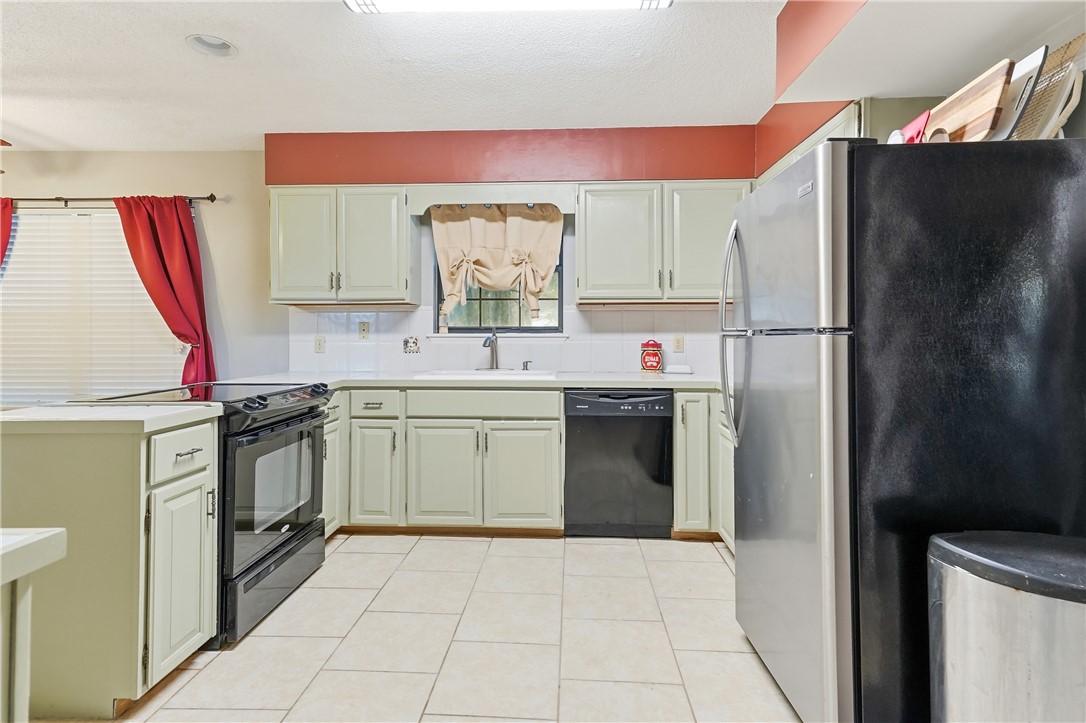 505 Old Mission Road Brunswick, GA 31525 - Photo 9 of 35