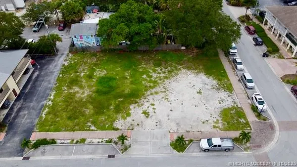 $850,000 | 34 Southeast 6th Street, Stuart, FL 34994