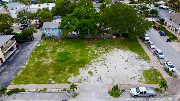 $850,000 | 34 Southeast 6th Street, Stuart, FL 34994