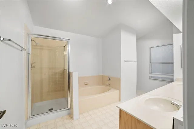 $1,900 | 362 Dooley Drive, Henderson, NV 89015