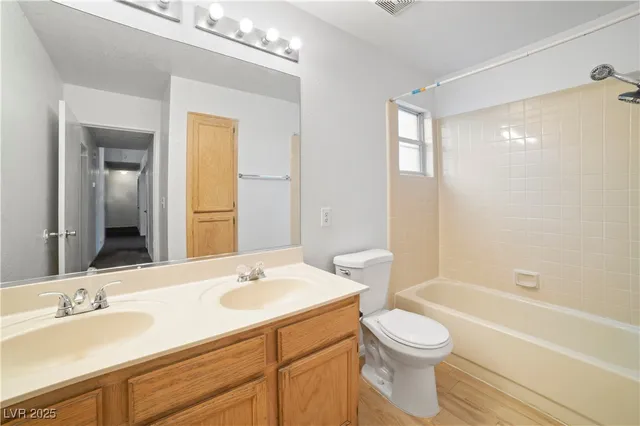 $1,900 | 362 Dooley Drive, Henderson, NV 89015