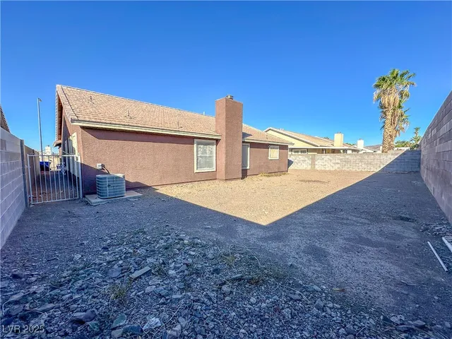 $1,900 | 362 Dooley Drive, Henderson, NV 89015