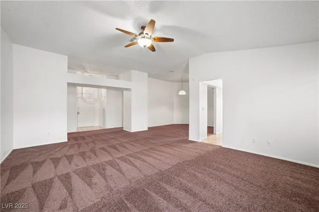 $1,900 | 362 Dooley Drive, Henderson, NV 89015