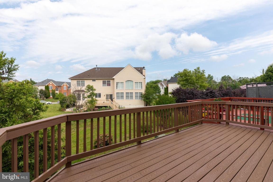 25286 McIntyre Square Chantilly, VA 20152 - Photo 33 of 35