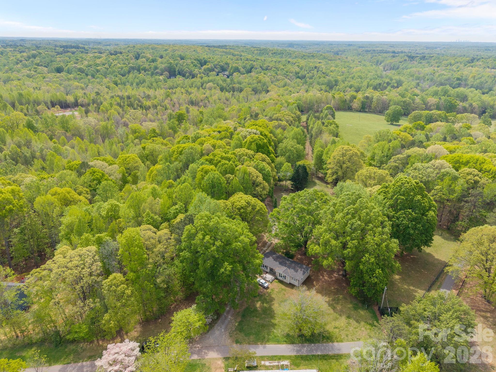 5748-5750 Vinewood Road Davidson, NC 28036 - Photo 2 of 6