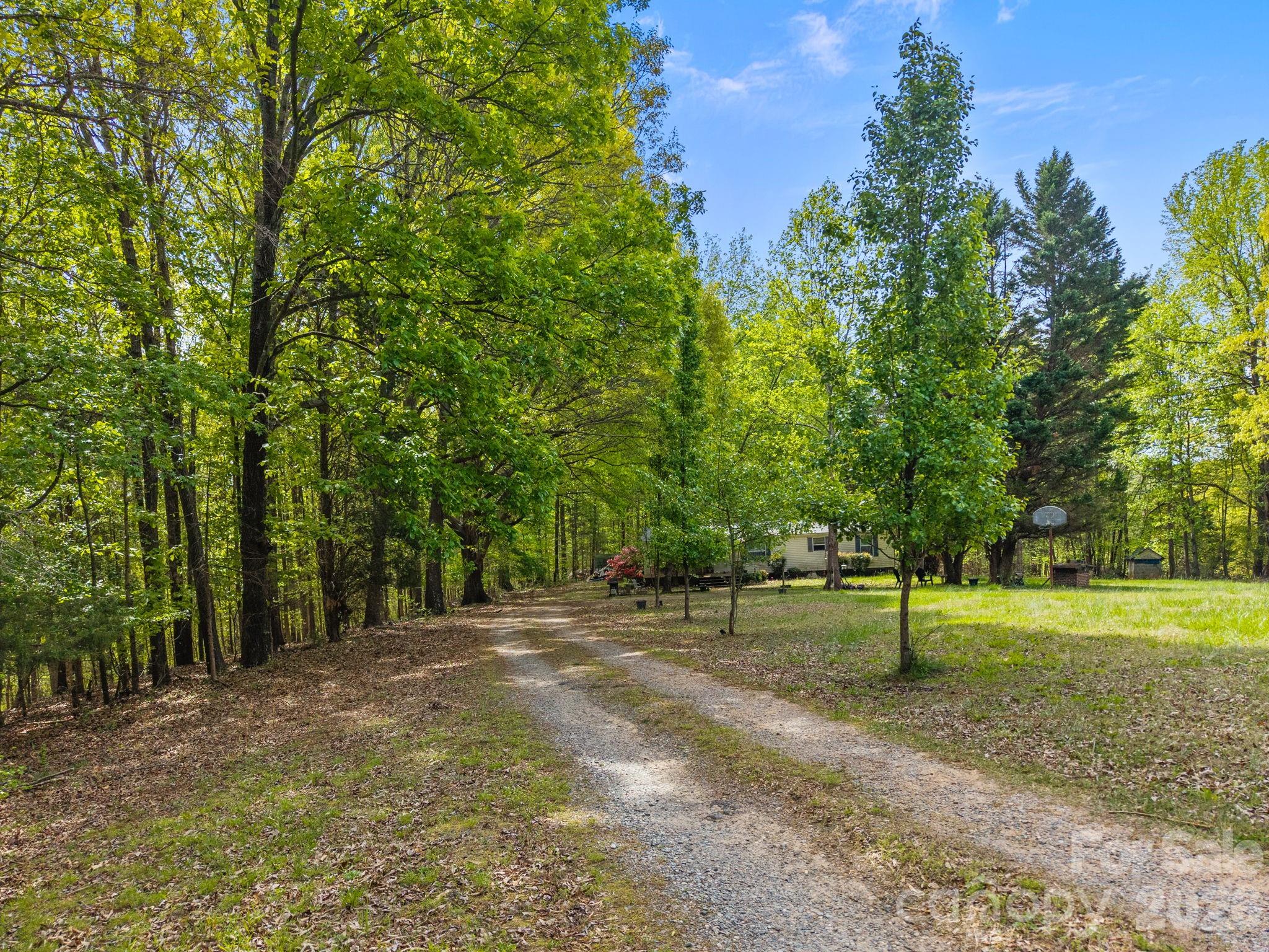 5748-5750 Vinewood Road Davidson, NC 28036 - Photo 6 of 6