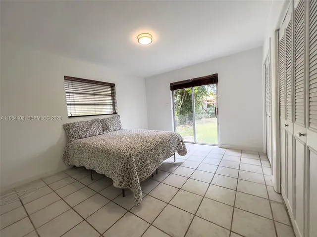 $3,600 | 6295 Southwest 33rd Street, Miami, FL 33155