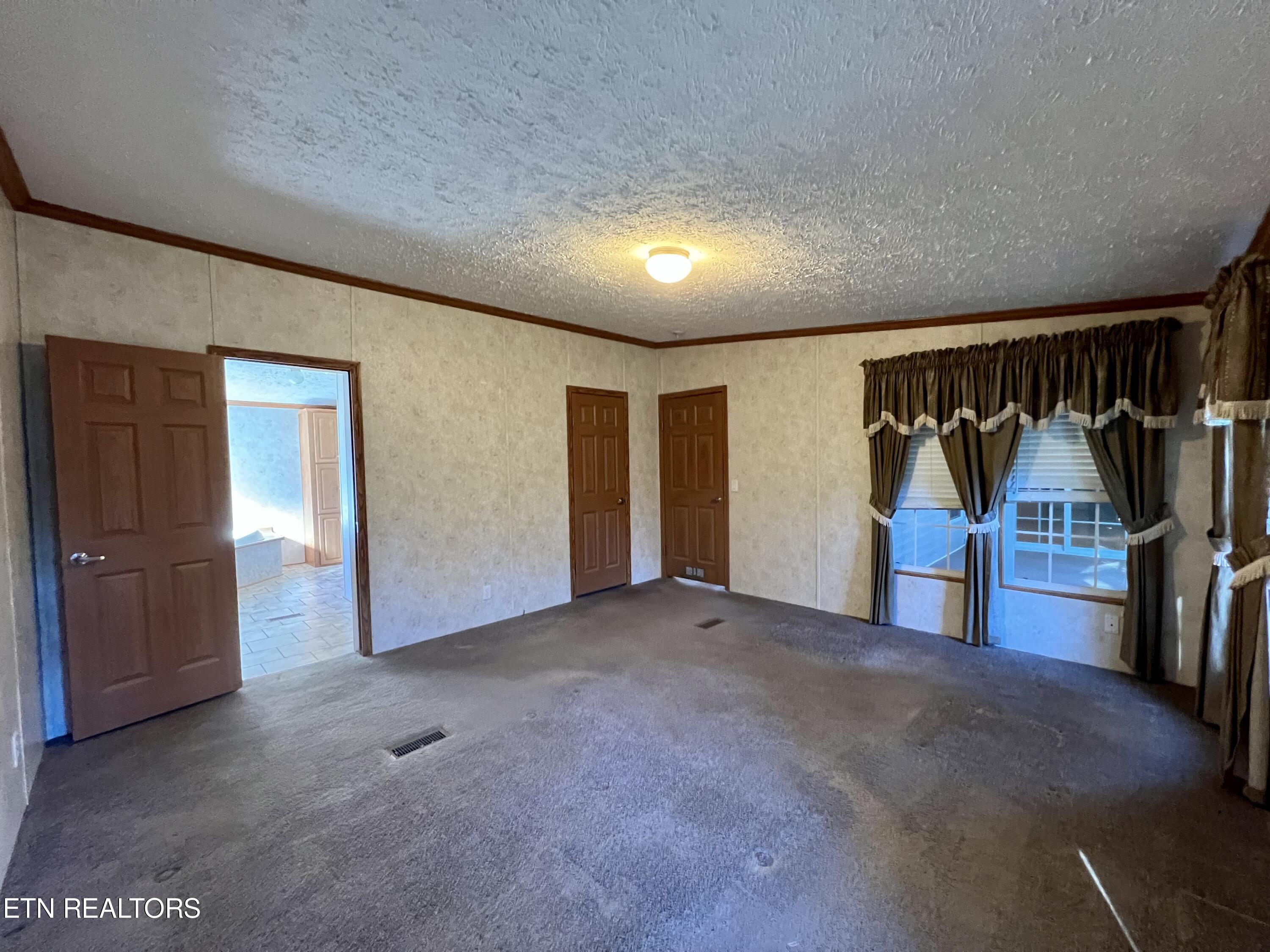 171 England Road Tazewell, TN 37879 - Photo 11 of 47 IMG_6516