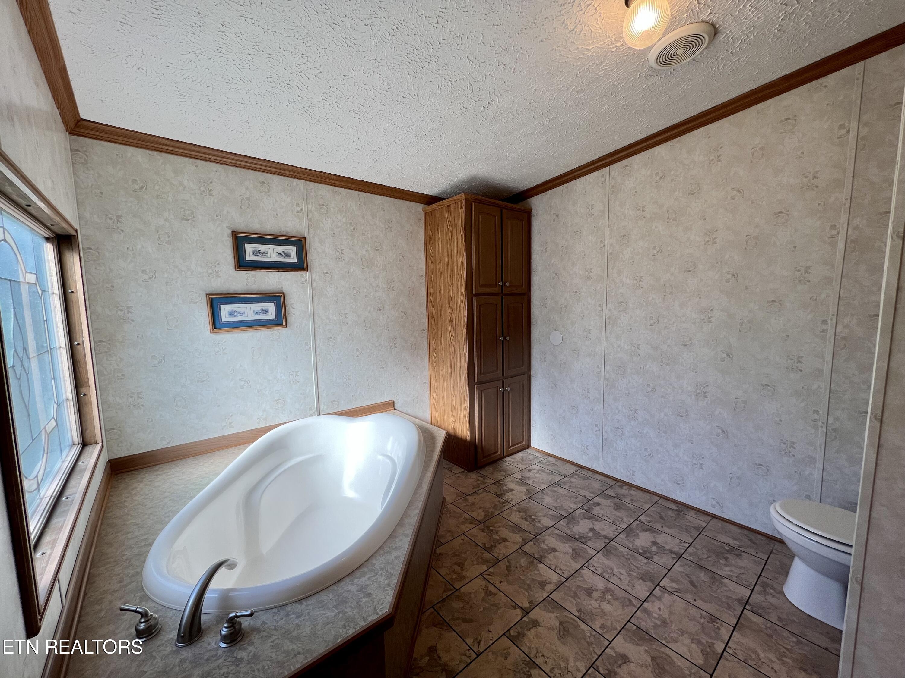 171 England Road Tazewell, TN 37879 - Photo 14 of 47 IMG_6503