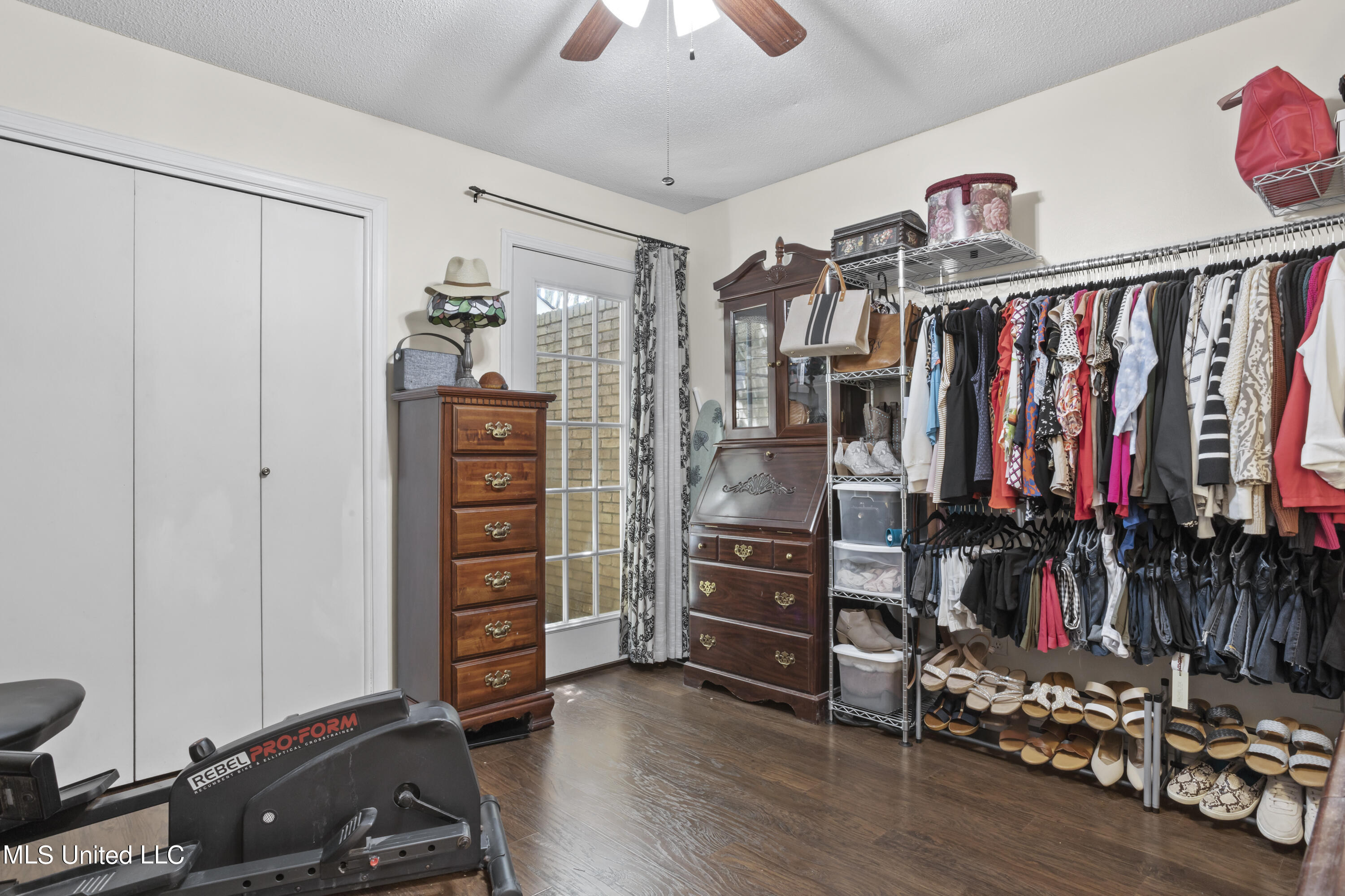 979 Bluff Ridge Biloxi, MS 39532 - Photo 16 of 21 016