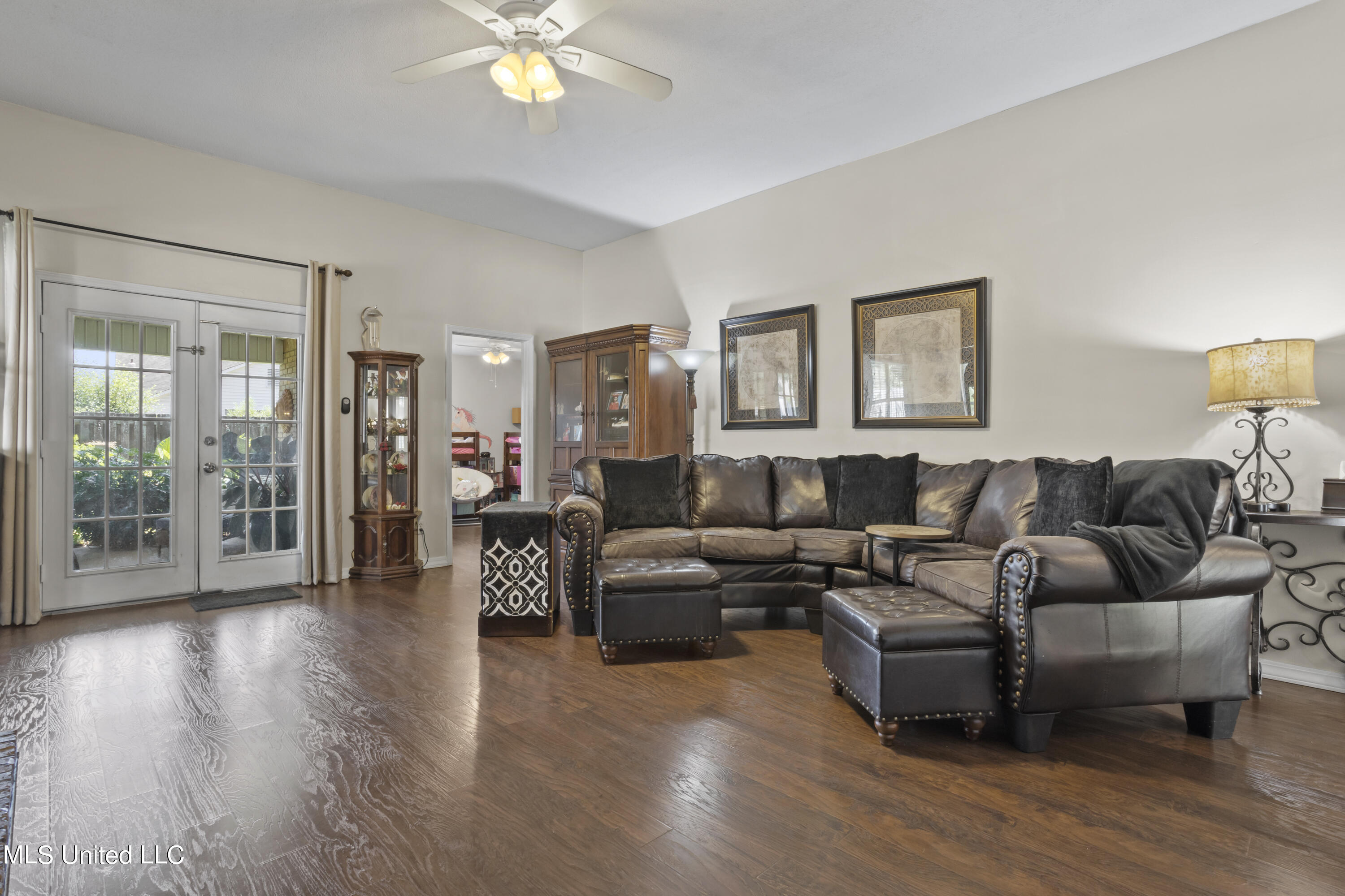 979 Bluff Ridge Biloxi, MS 39532 - Photo 7 of 21 007